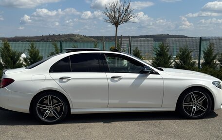 Mercedes-Benz E-Класс, 2017 год, 3 400 000 рублей, 1 фотография