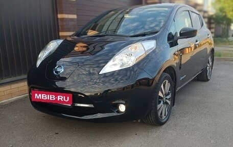 Nissan Leaf I, 2016 год, 890 000 рублей, 1 фотография