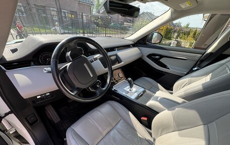 Land Rover Range Rover Evoque II, 2019 год, 2 800 000 рублей, 14 фотография
