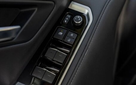 Toyota Land Cruiser, 2026 год, 12 900 000 рублей, 17 фотография