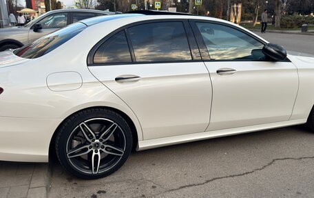 Mercedes-Benz E-Класс, 2017 год, 3 400 000 рублей, 12 фотография