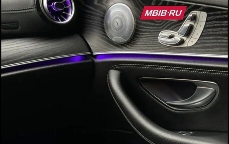 Mercedes-Benz E-Класс, 2017 год, 3 400 000 рублей, 7 фотография