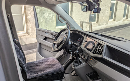 Volkswagen Transporter T6 рестайлинг, 2020 год, 4 999 000 рублей, 6 фотография