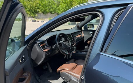 Volvo XC60 II, 2021 год, 4 500 000 рублей, 8 фотография