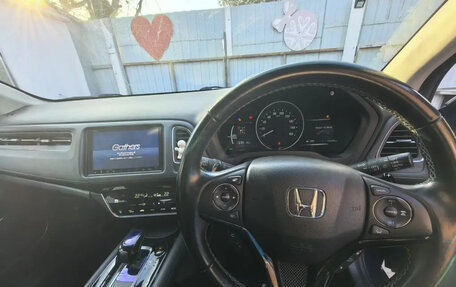 Honda Vezel, 2017 год, 1 550 000 рублей, 8 фотография