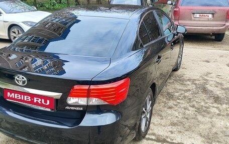 Toyota Avensis III рестайлинг, 2012 год, 1 350 000 рублей, 5 фотография