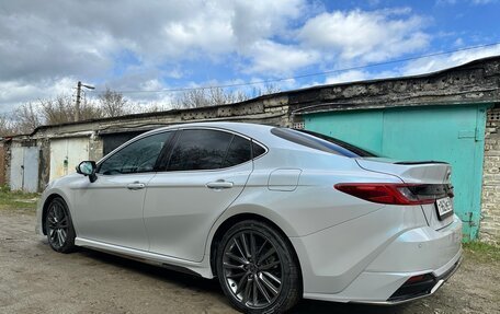 Toyota Camry, 2024 год, 3 700 000 рублей, 9 фотография