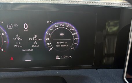 Volkswagen Tiguan, 2024 год, 4 200 000 рублей, 7 фотография