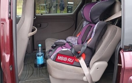 Dodge Caravan IV, 2002 год, 500 000 рублей, 12 фотография