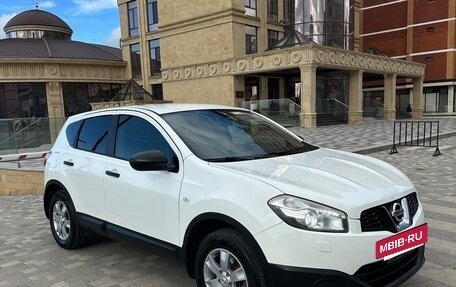 Nissan Qashqai, 2011 год, 930 000 рублей, 3 фотография