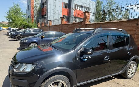 Renault Sandero II рестайлинг, 2016 год, 850 000 рублей, 2 фотография