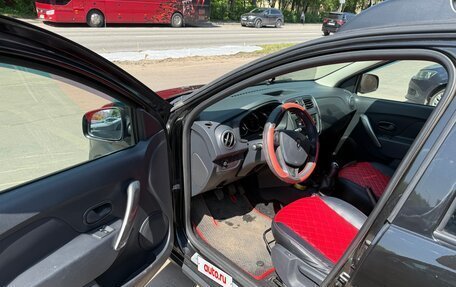 Renault Sandero II рестайлинг, 2016 год, 850 000 рублей, 11 фотография