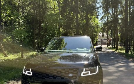 Land Rover Range Rover IV рестайлинг, 2018 год, 7 200 000 рублей, 10 фотография