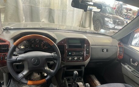 Mitsubishi Pajero III рестайлинг, 2003 год, 997 000 рублей, 5 фотография