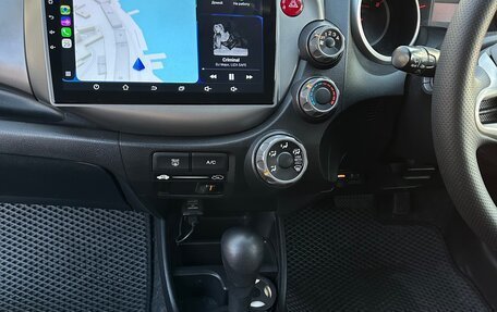 Honda Fit III, 2011 год, 680 000 рублей, 14 фотография
