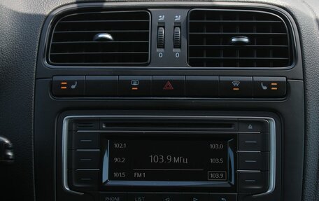 Volkswagen Polo VI (EU Market), 2015 год, 890 000 рублей, 19 фотография