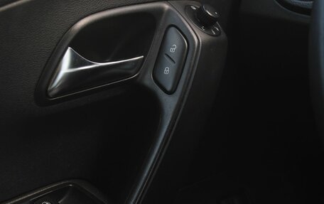 Volkswagen Polo VI (EU Market), 2015 год, 890 000 рублей, 22 фотография