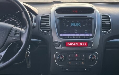 KIA Sorento II рестайлинг, 2015 год, 1 900 000 рублей, 18 фотография
