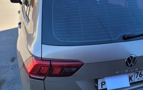 Volkswagen Tiguan II, 2020 год, 3 200 000 рублей, 6 фотография