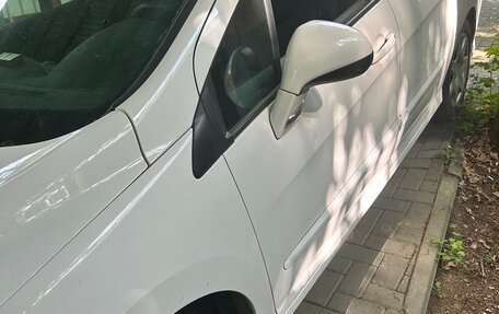Peugeot 308 II, 2010 год, 350 000 рублей, 2 фотография