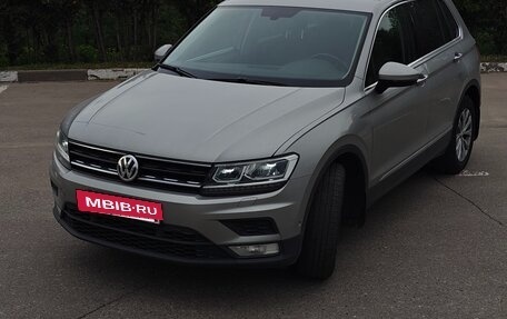 Volkswagen Tiguan II, 2017 год, 2 590 000 рублей, 3 фотография