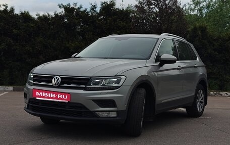 Volkswagen Tiguan II, 2017 год, 2 590 000 рублей, 2 фотография