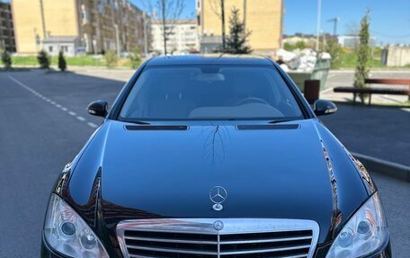 Mercedes-Benz S-Класс, 2007 год, 1 420 000 рублей, 4 фотография