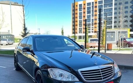 Mercedes-Benz S-Класс, 2007 год, 1 420 000 рублей, 3 фотография