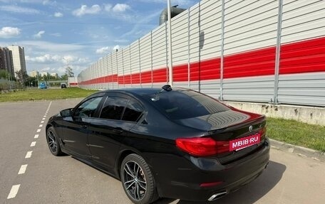 BMW 5 серия, 2019 год, 1 900 000 рублей, 3 фотография