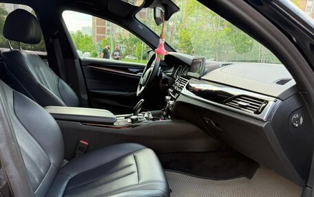 BMW 5 серия, 2019 год, 1 900 000 рублей, 7 фотография