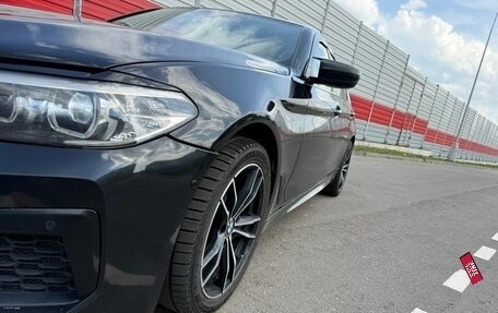 BMW 5 серия, 2019 год, 1 900 000 рублей, 10 фотография