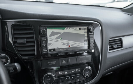 Mitsubishi Outlander III рестайлинг 3, 2012 год, 1 290 000 рублей, 16 фотография