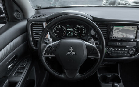 Mitsubishi Outlander III рестайлинг 3, 2012 год, 1 290 000 рублей, 10 фотография