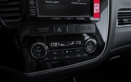 Mitsubishi Outlander III рестайлинг 3, 2012 год, 1 290 000 рублей, 18 фотография