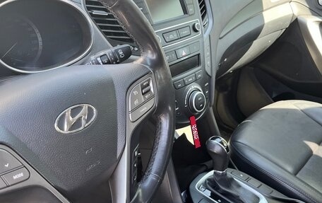 Hyundai Santa Fe III рестайлинг, 2015 год, 1 800 000 рублей, 7 фотография