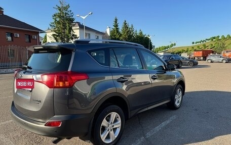Toyota RAV4, 2013 год, 2 000 000 рублей, 5 фотография