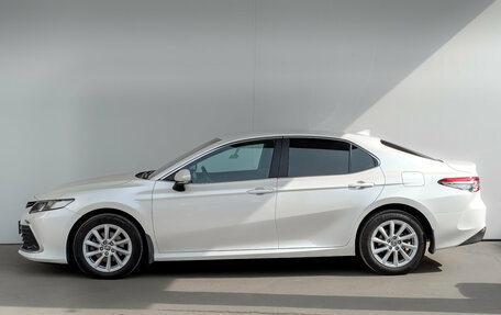 Toyota Camry, 2021 год, 3 330 000 рублей, 8 фотография
