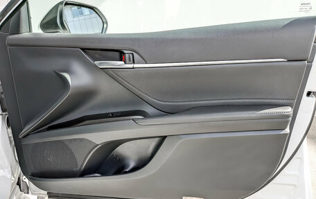 Toyota Camry, 2021 год, 3 330 000 рублей, 24 фотография