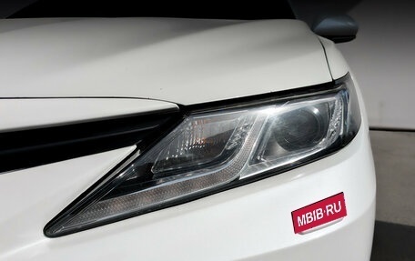 Toyota Camry, 2021 год, 3 330 000 рублей, 17 фотография