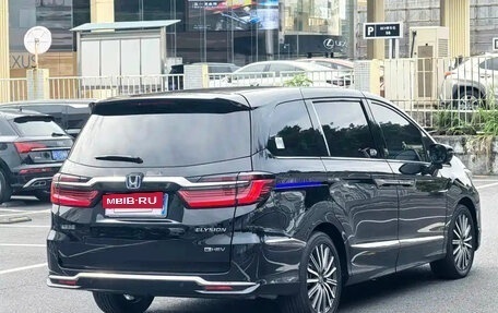 Honda Elysion, 2024 год, 3 880 000 рублей, 4 фотография