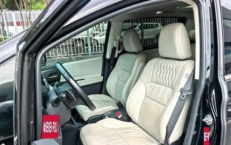 Honda Elysion, 2024 год, 3 880 000 рублей, 11 фотография