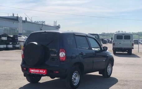 Chevrolet Niva I рестайлинг, 2017 год, 727 000 рублей, 2 фотография