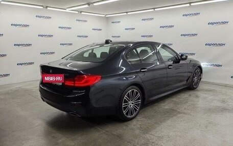 BMW 5 серия, 2018 год, 3 300 000 рублей, 3 фотография