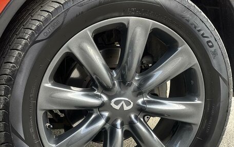 Infiniti FX I, 2007 год, 1 050 000 рублей, 13 фотография