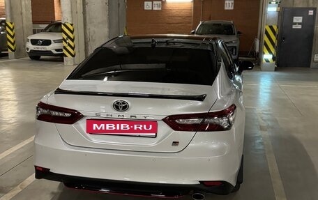 Toyota Camry, 2021 год, 2 800 000 рублей, 2 фотография