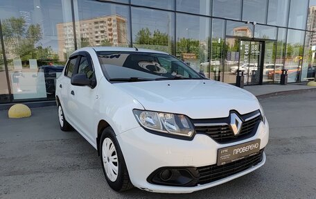 Renault Logan II, 2016 год, 659 800 рублей, 3 фотография