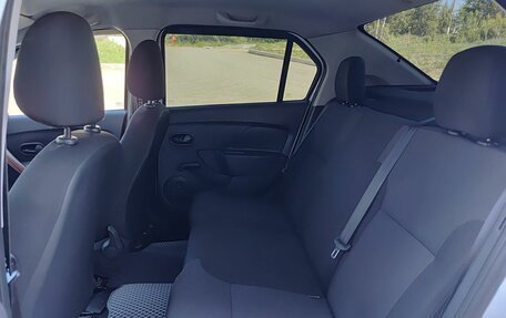 Renault Logan II, 2016 год, 659 800 рублей, 15 фотография