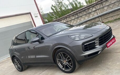 Porsche Cayenne III, 2018 год, 5 900 000 рублей, 1 фотография