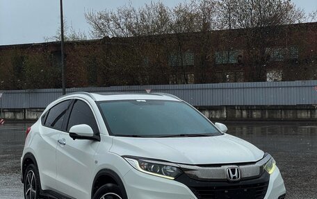 Honda Vezel, 2022 год, 1 675 000 рублей, 1 фотография