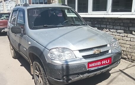 Chevrolet Niva I рестайлинг, 2011 год, 355 000 рублей, 1 фотография